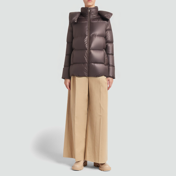 Detachable-hooded down puffer jacket